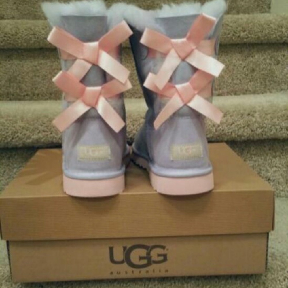 Brand New Uggs with bows